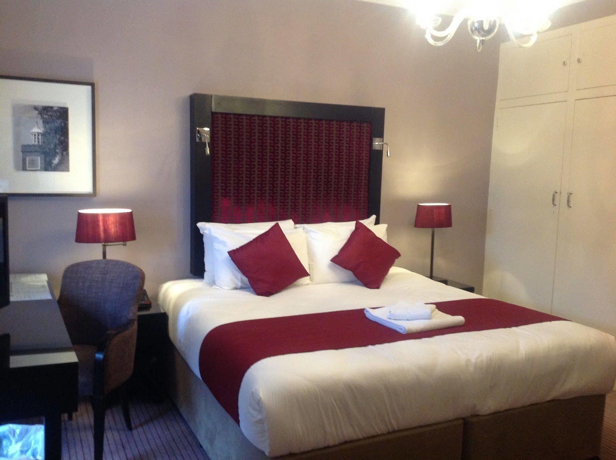 Hotel Highfield Park Hook  Exterior foto